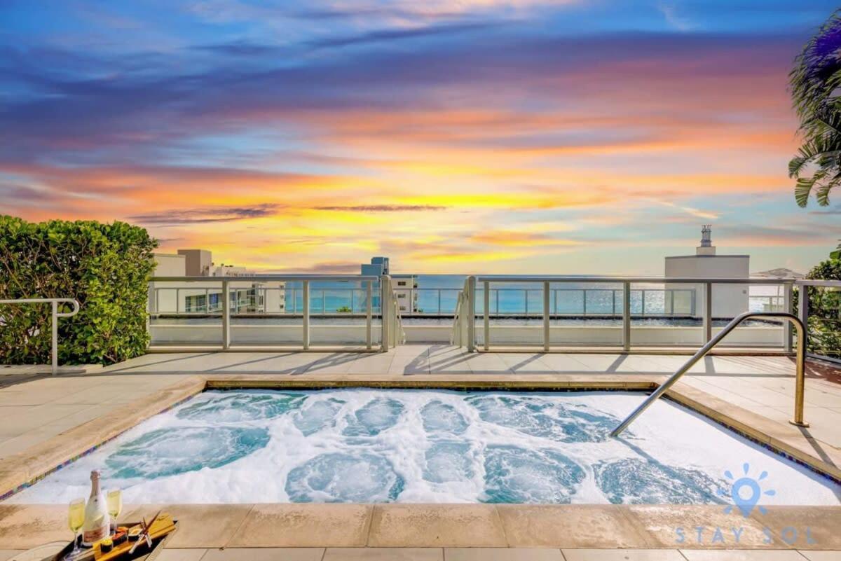 Beachfront Condo-Roofto Pool- 2 Bedrooms 2 Bedroom ! Hollywood Luaran gambar